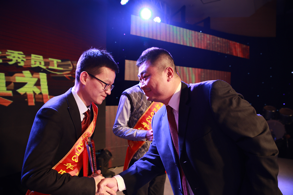 ballbet������(�й�)����ɭ����