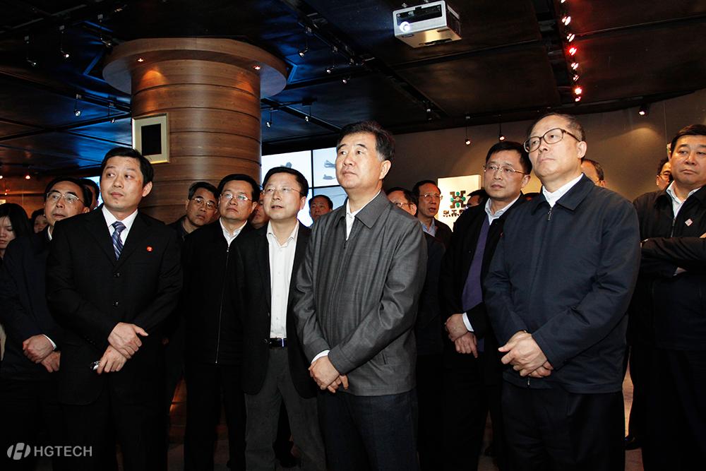 11��2012��4��9�� ����������Э��ϯ�������ſ��찬��ɭ����ballbet�����Ƽ�.jpg